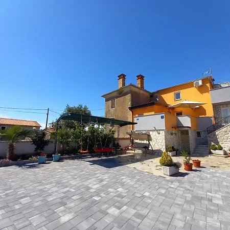 Apartment & Vrdoljak Sveti Anton (Krk)