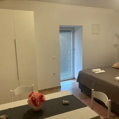 Apartment & Vrdoljak Sveti Anton (Krk)