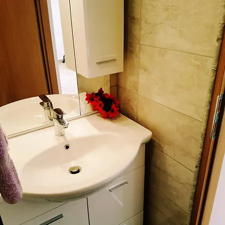 Apartamento & Vrdoljak *