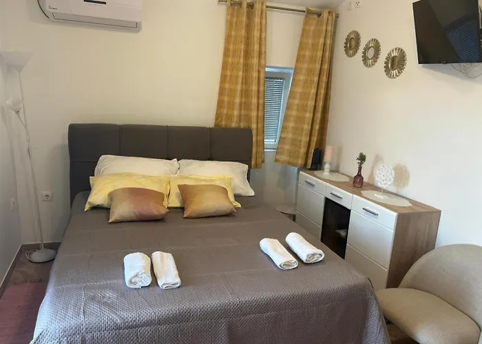 & Vrdoljak Lägenhet Sveti Anton (Krk)
