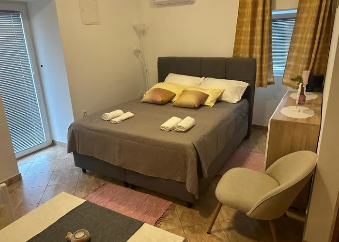 & Vrdoljak * Sveti Anton (Krk)